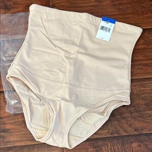 NWT Maidenform Women's Firm Control High Waist Beige  Shapewear XL Brief